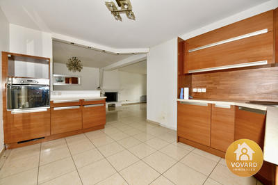 Maison - 121 m² - 7 pièces