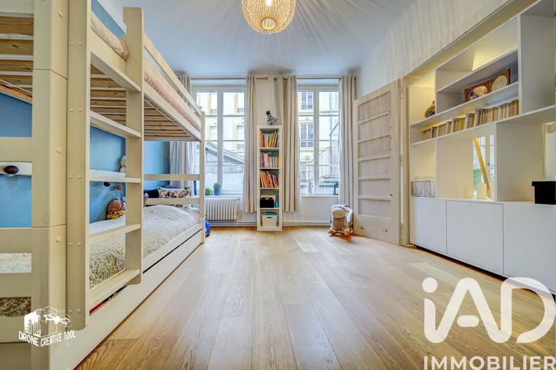 Appartement - 92 m² - 4 pièces