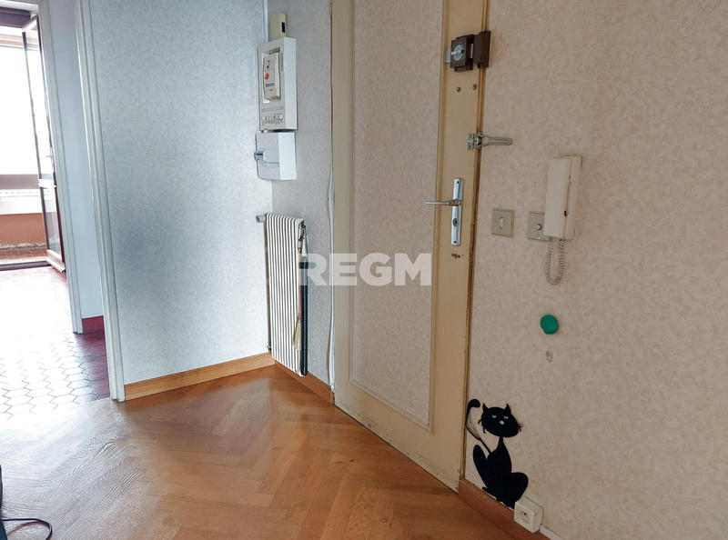 Appartement - 90 m² - 4 pièces