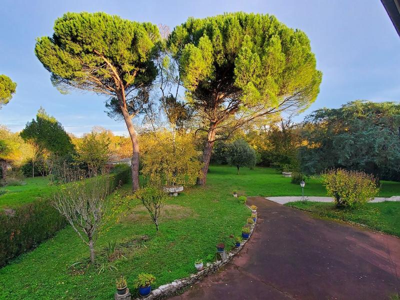 Maison - 187 m² - 7 pièces