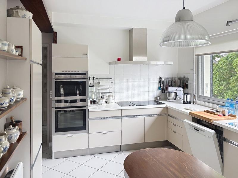 Appartement - 200 m² - 6 pièces