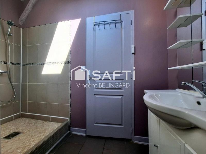 Maison de village - 240 m² - 6 pièces