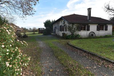 Maison - 144 m² - 4 pièces