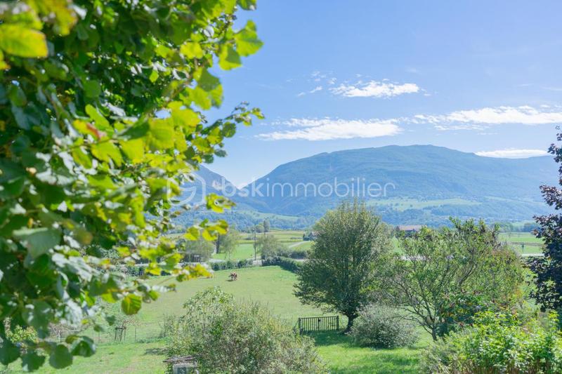 Maison traditionnelle - 100 m² - 4 pièces