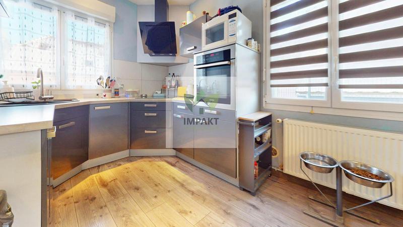 Maison - 140 m² - 7 pièces