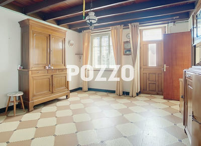 Maison - 90 m² - 5 pièces