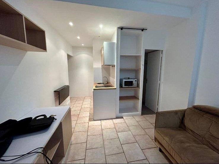 Studio - 18 m² - 1 pièce