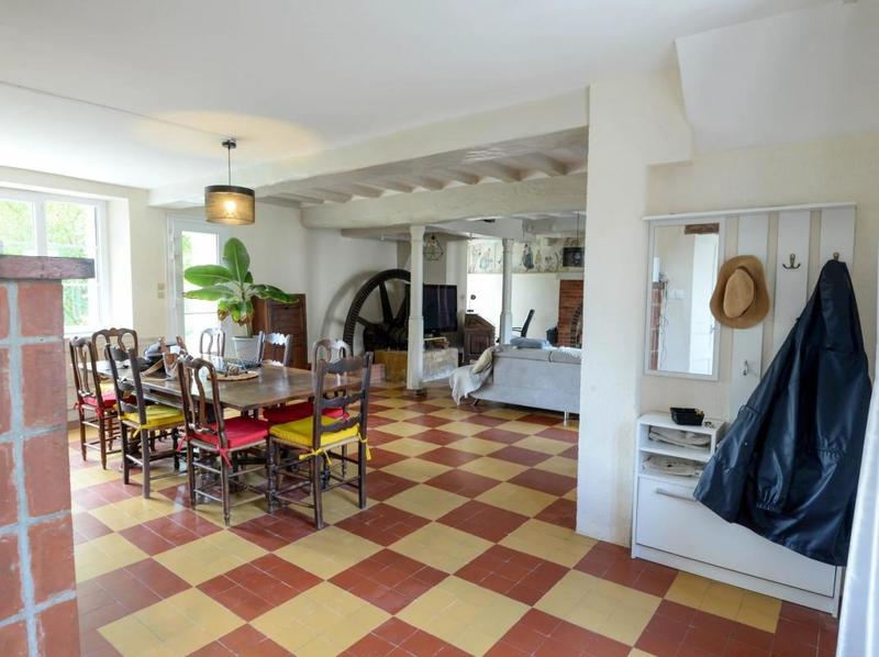 Moulin - 200 m² - 7 pièces