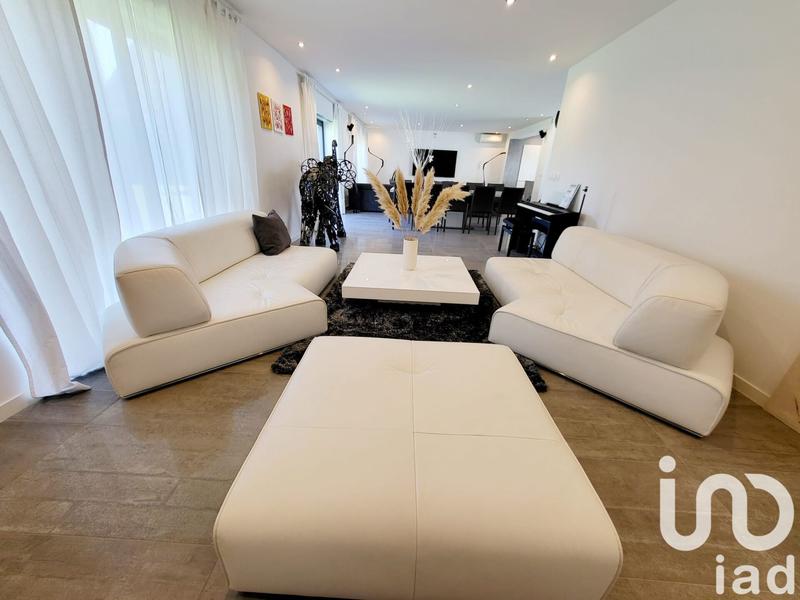 Maison de maîtres - 376 m² - 9 pièces