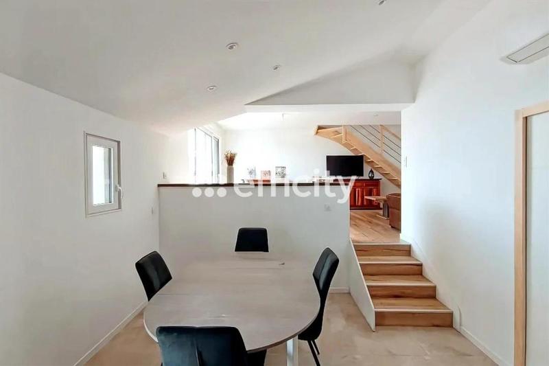 Maison - 74 m² - 3 pièces