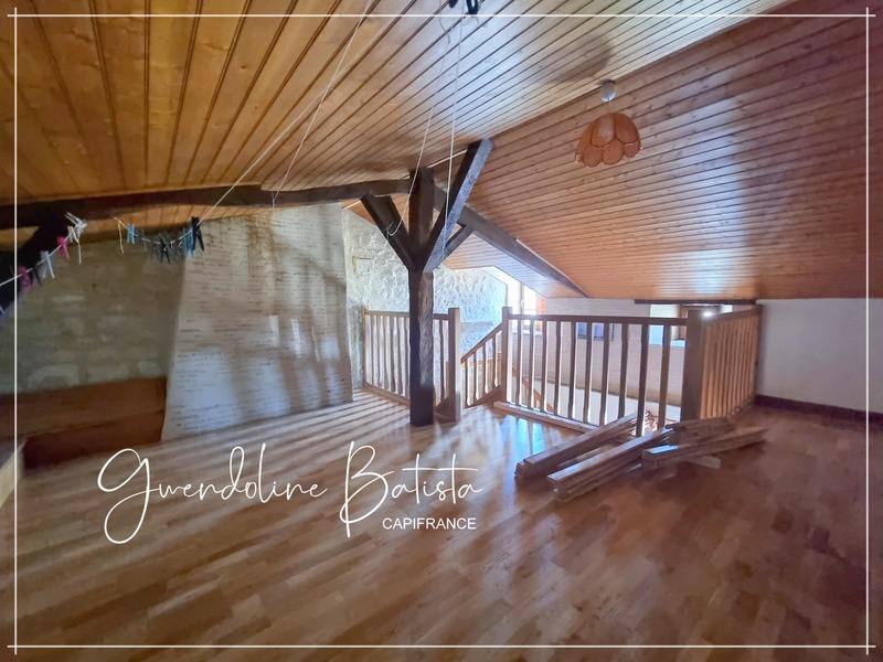 Propriété - 300 m² - 12 pièces