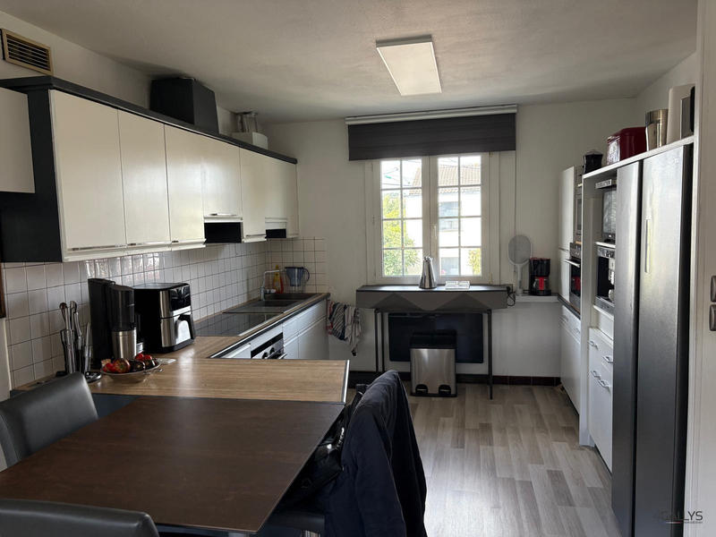 Maison - 90 m² - 6 pièces