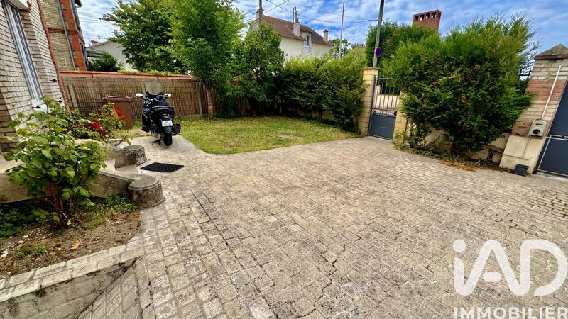 Maison - 185 m² - 7 pièces