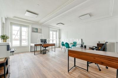 Bureau - 270 m² - 13 pièces