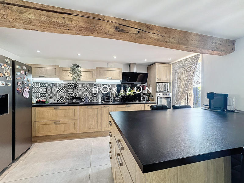 Maison ancienne - 126 m² - 4 pièces