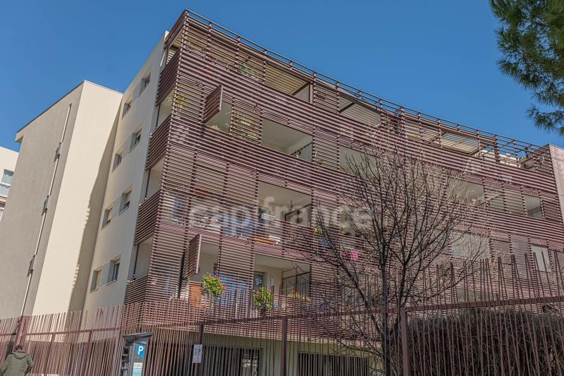 Appartement - 87 m² - 4 pièces