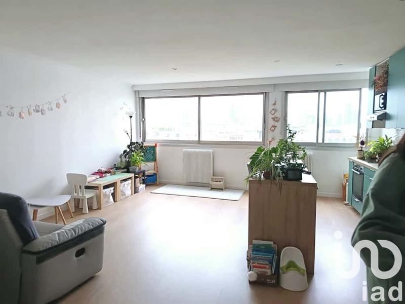 Appartement - 99 m² - 4 pièces
