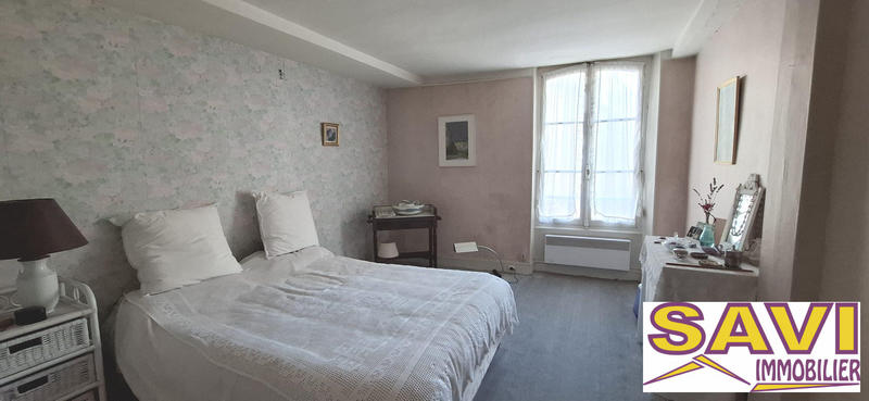 Maison ancienne - 233 m² - 12 pièces