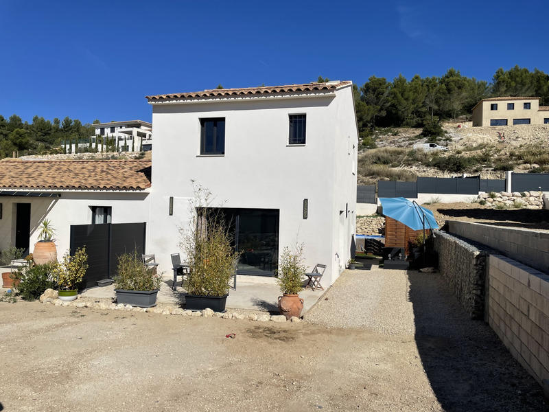 Maison - 165 m² - 6 pièces