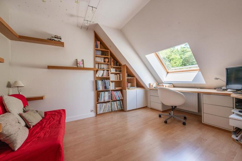 Maison - 235 m² - 8 pièces