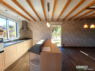 Maison - 106 m² - 6 pièces