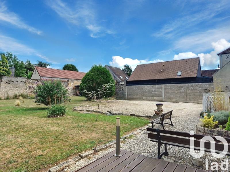 Maison - 185 m² - 7 pièces