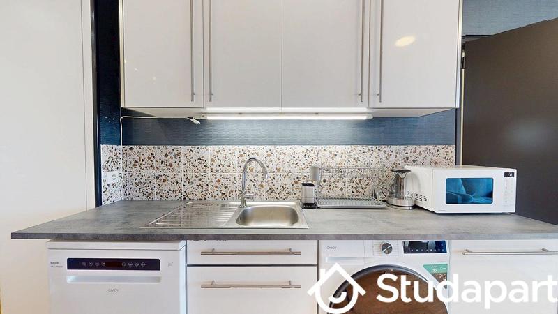 Chambre - 9 m² - 1 pièce