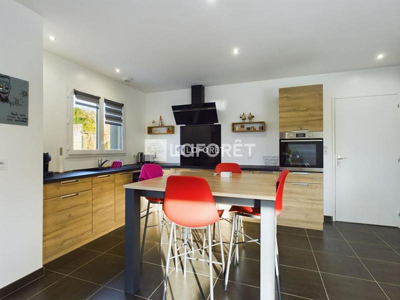 Maison - 90 m² - 4 pièces