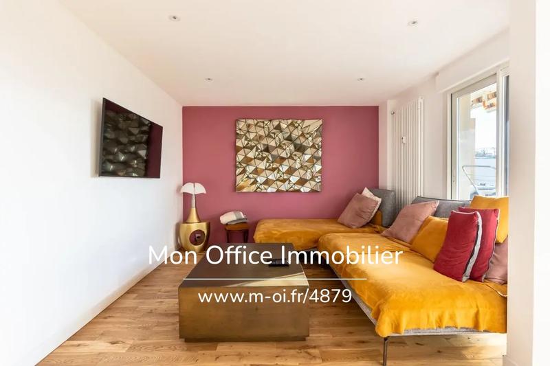 Appartement - 100 m² - 4 pièces