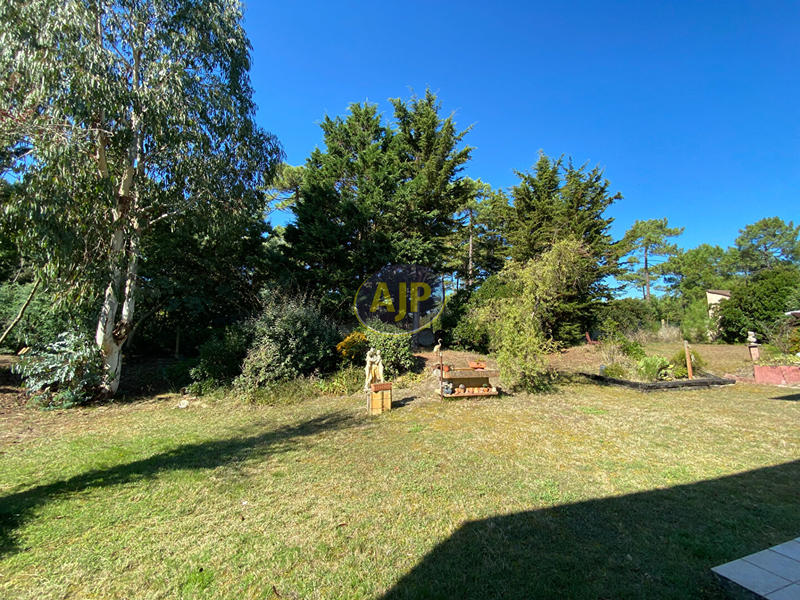 Villa - 250 m² - 11 pièces