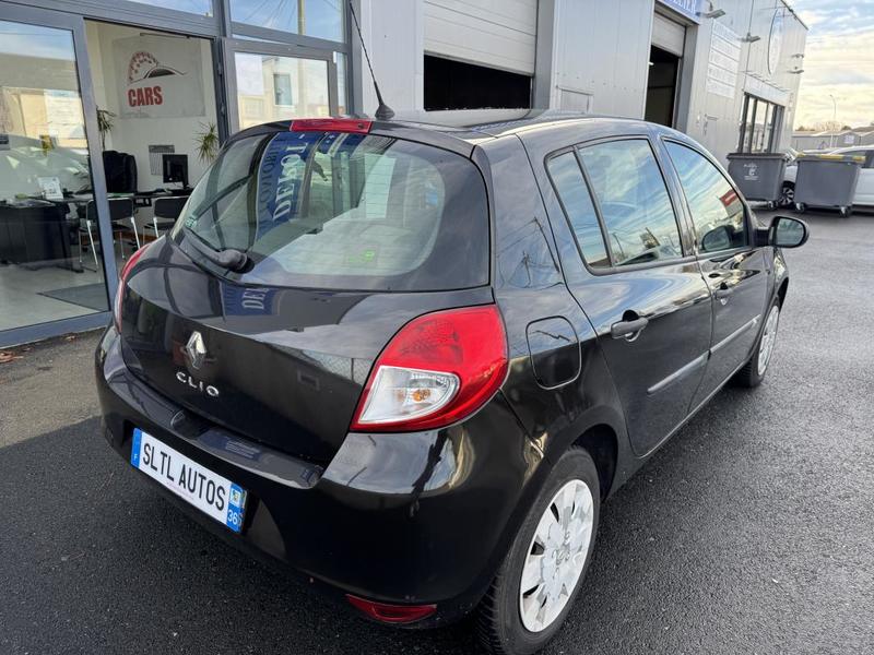 Renault Clio 1.5 Dci 68 Ch Garantie Reprise Possible