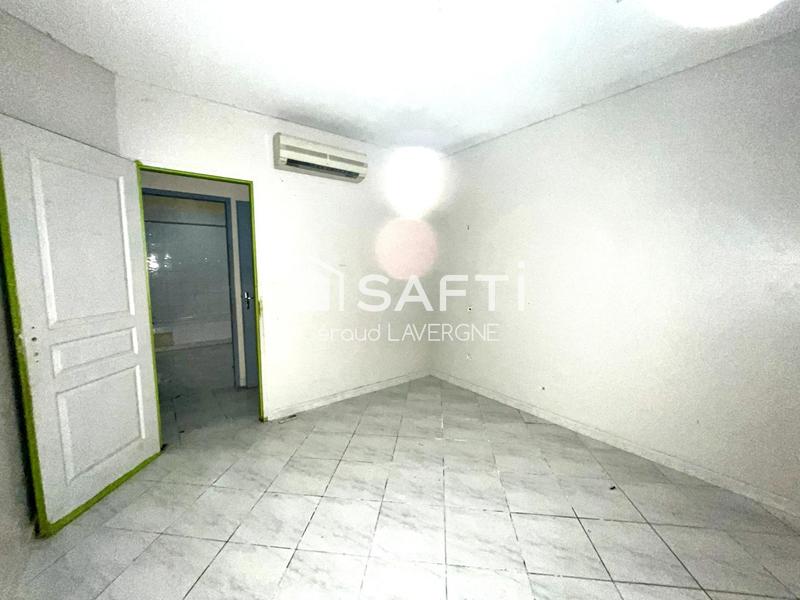 Local commercial - 95 m² - 4 pièces