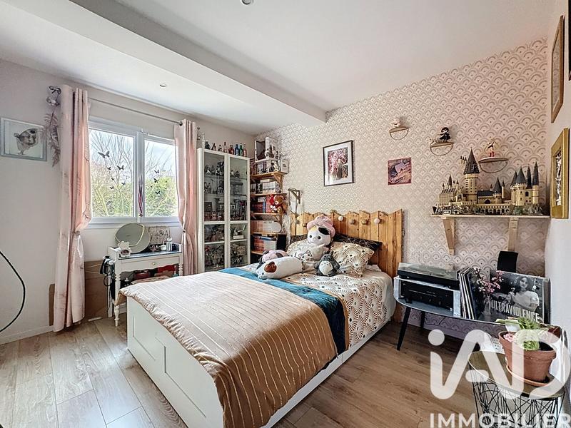 Maison - 137 m² - 6 pièces