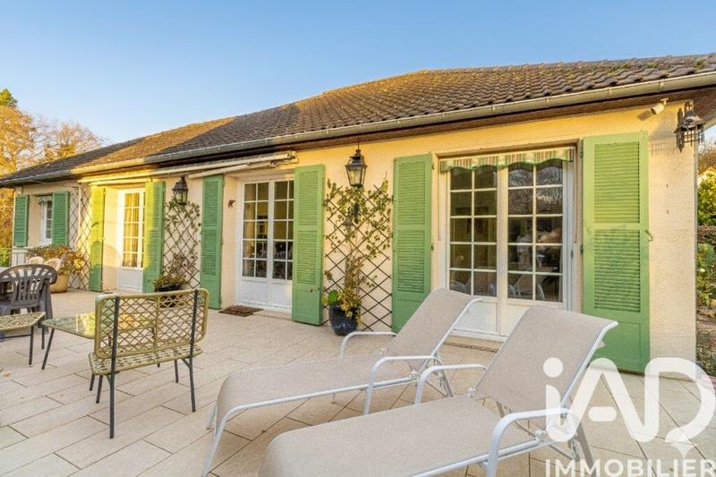 Maison - 95 m² - 5 pièces