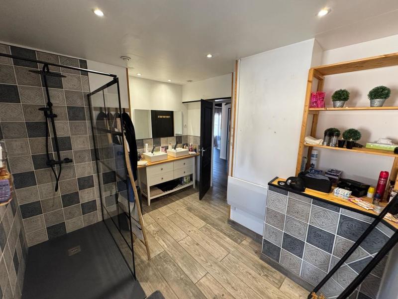 Maison - 139 m² - 6 pièces