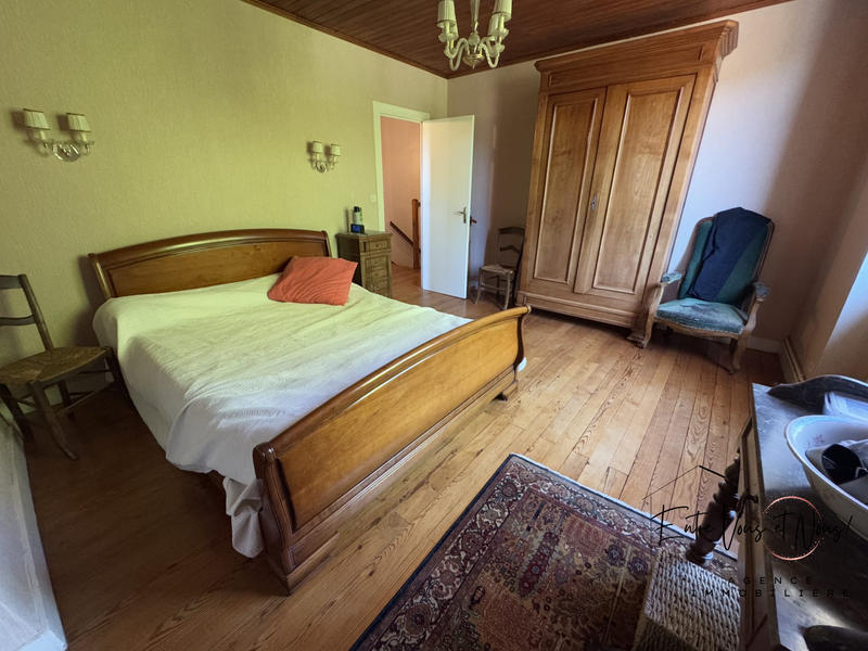 Maison ancienne - 163 m² - 6 pièces