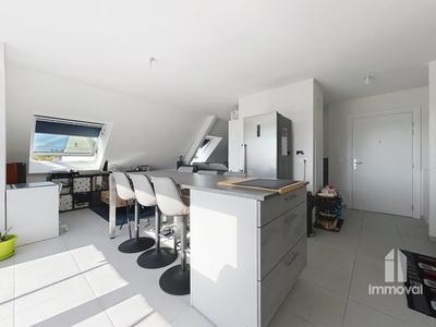 Appartement - 77 m² - 4 pièces