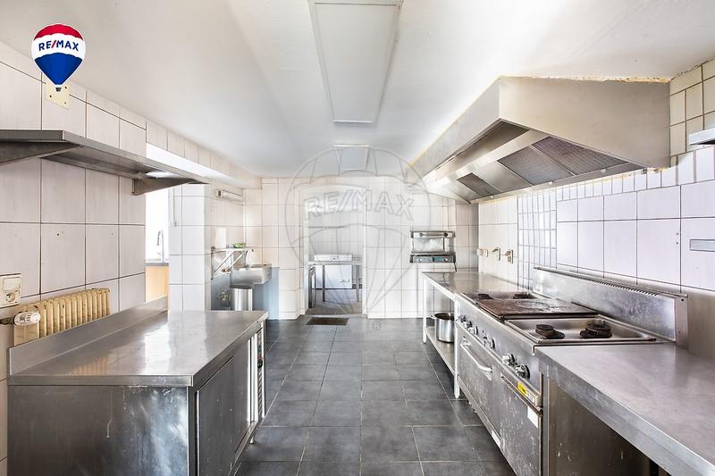 Immeuble - 245 m² - 10 pièces