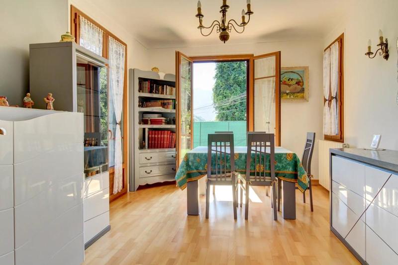 Maison - 102 m² - 4 pièces