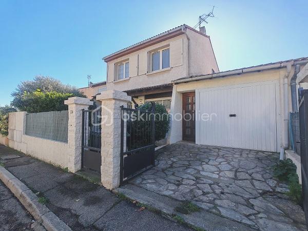 Maison de ville - 90 m² - 4 pièces