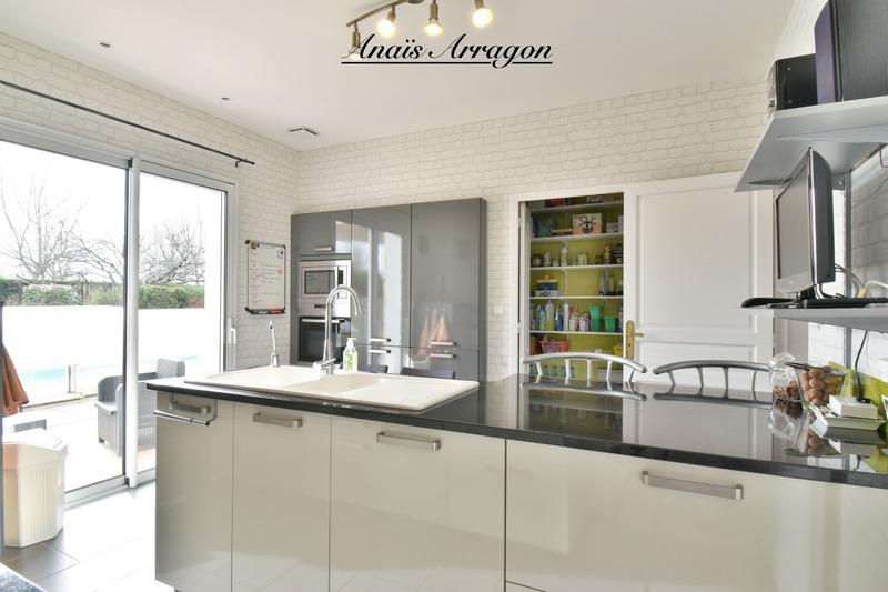 Maison - 170 m² - 8 pièces