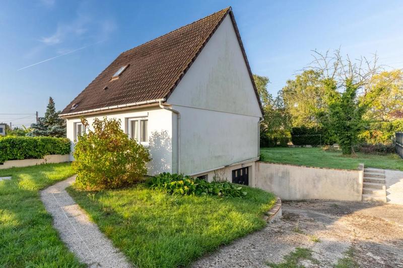 Maison - 87 m² - 5 pièces