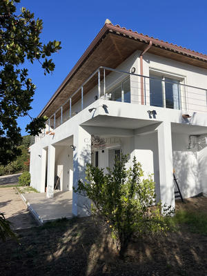 Villa - 179 m² - 7 pièces