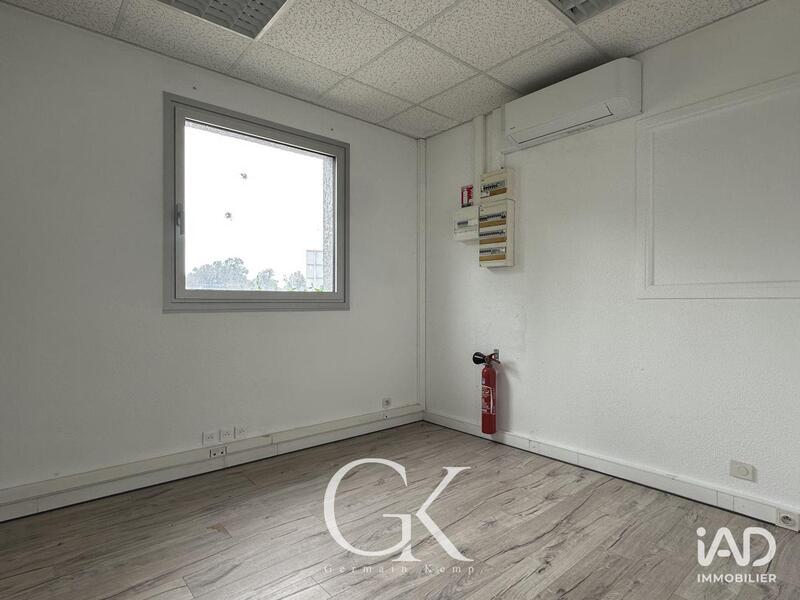 Local commercial - 1 265 m²