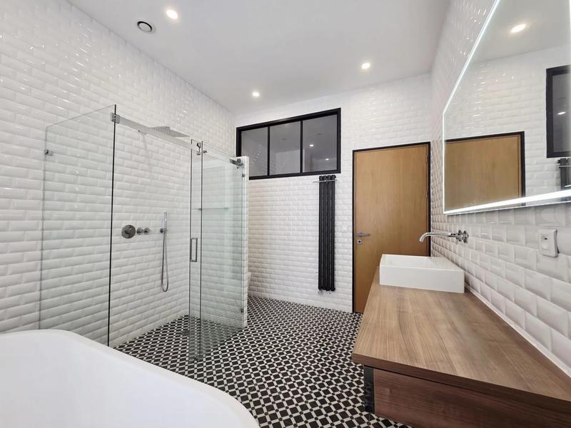 Appartement - 168 m² - 5 pièces