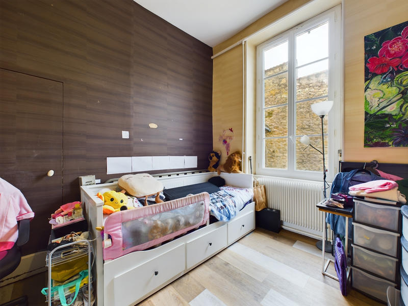 Appartement - 90 m² - 3 pièces