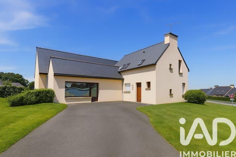 Maison - 310 m² - 10 pièces