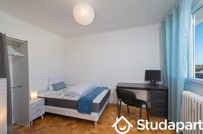 Chambre - 10 m² - 1 pièce