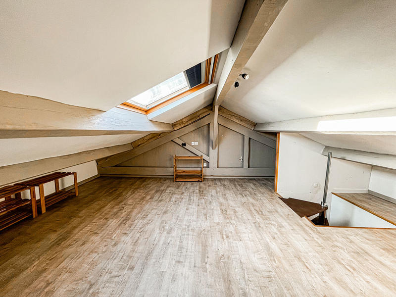 Maison - 95 m² - 4 pièces