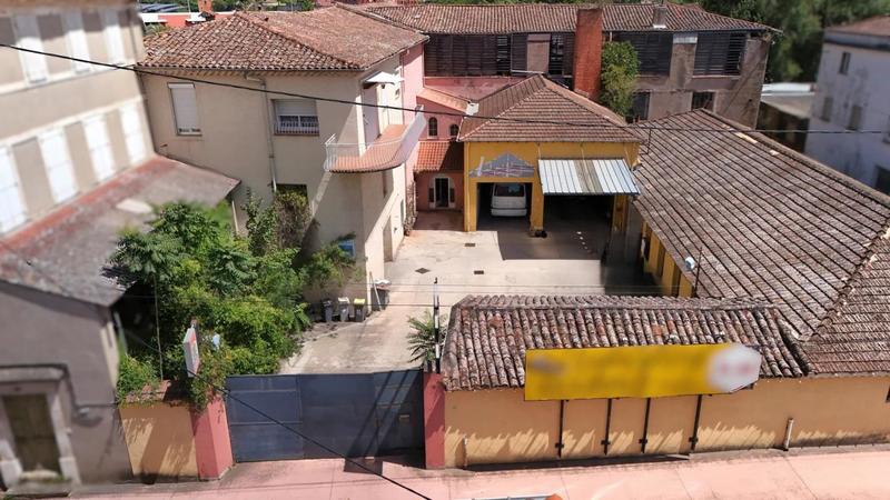 Immeuble - 1 781 m² - 9 pièces